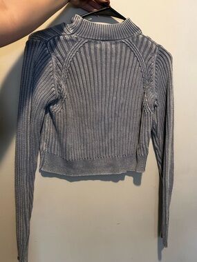 Pacsun Cropped Ribbed Knit Sweater in Light Gray | Blue